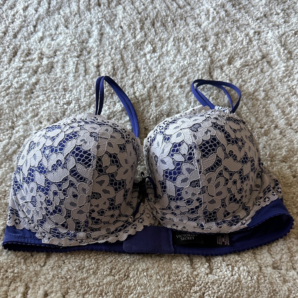 Victoria's Secret Blue and Grey Lace Bra